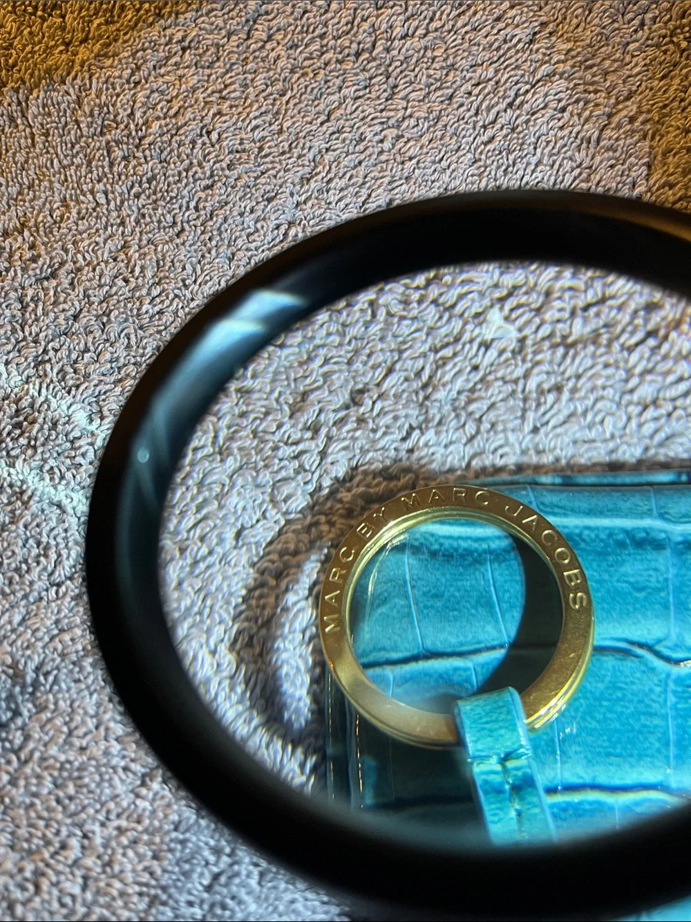 NWT Marc by Marc Jacobs Teal Croc-Embossed Zip Coin Pouch with Black Brass Plate